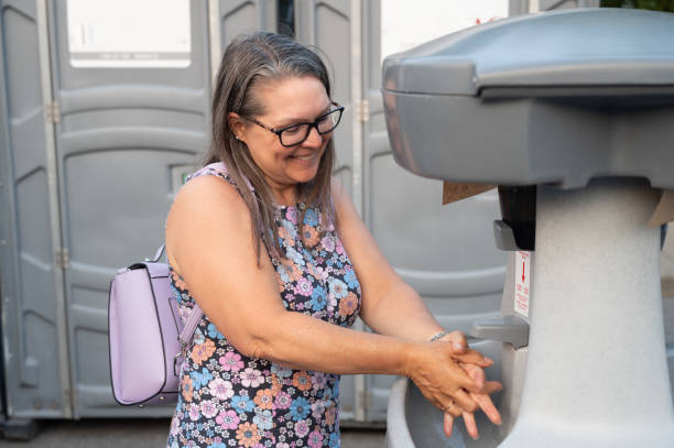 Best Portable toilet rental cost  in Pine Mountain Clu, CA